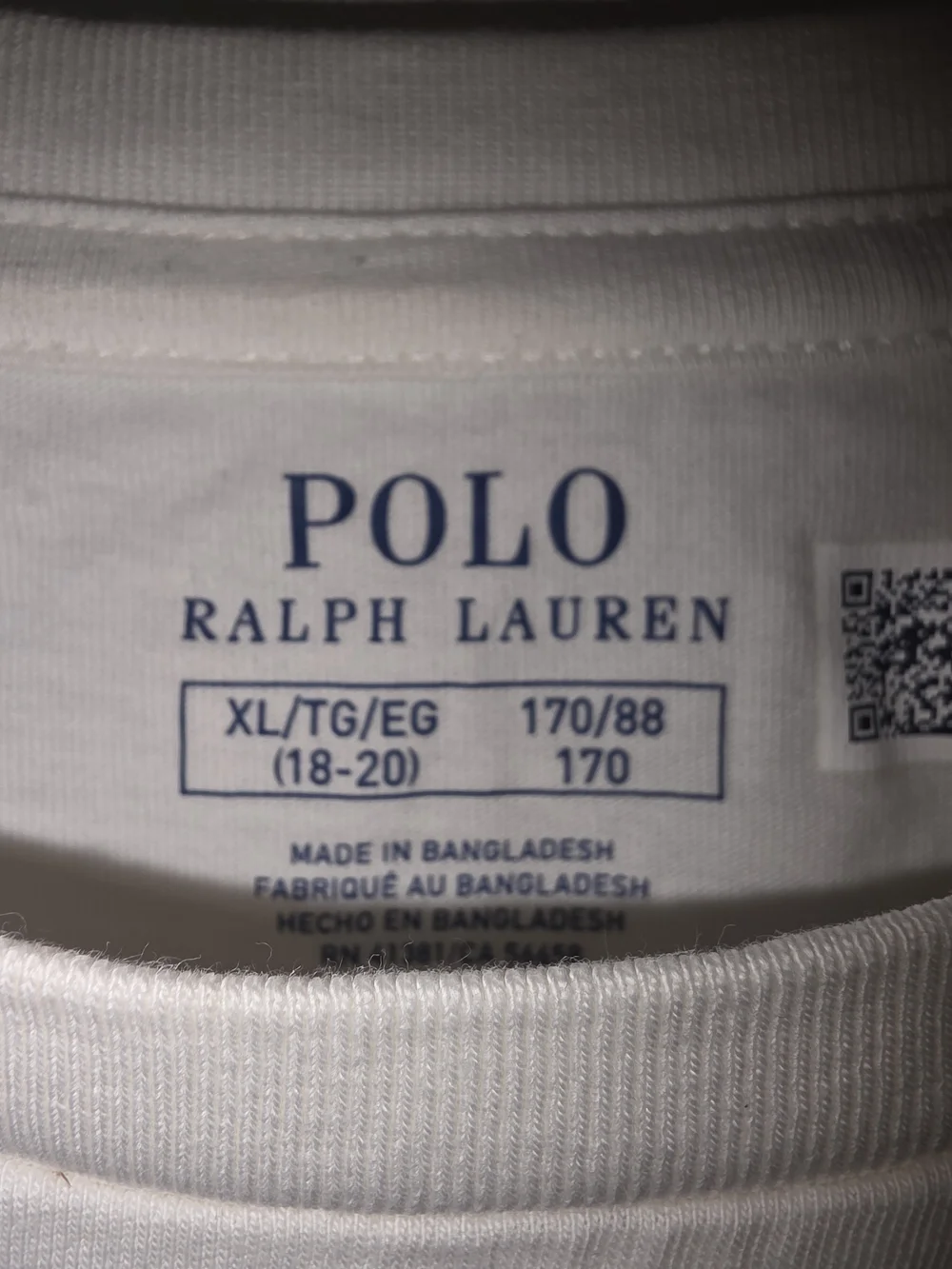 Boys Polo by Ralph Lauren White Ski Bear Graphic Tee XL